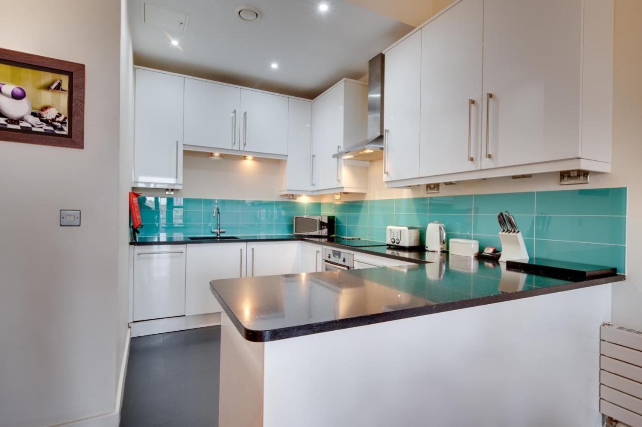 Crown Apartments 3B By Week2Week Newcastle upon Tyne Eksteriør billede