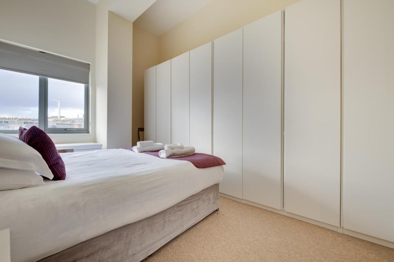 Crown Apartments 3B By Week2Week Newcastle upon Tyne Eksteriør billede