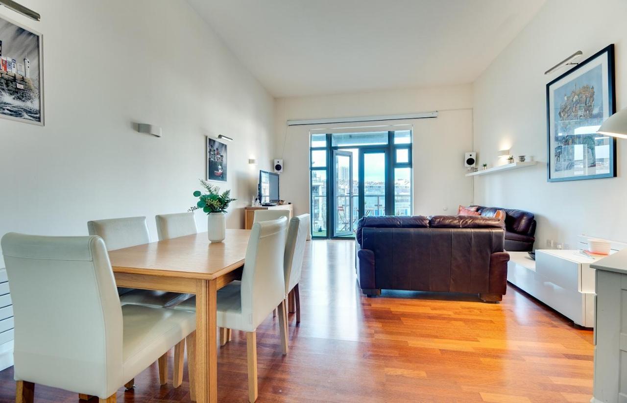 Crown Apartments 3B By Week2Week Newcastle upon Tyne Eksteriør billede