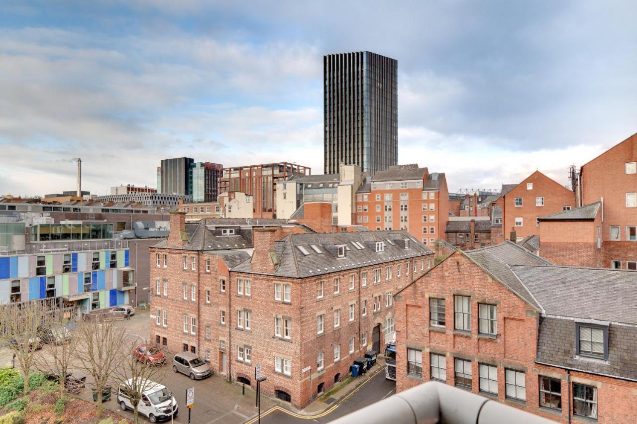 Crown Apartments 3B By Week2Week Newcastle upon Tyne Eksteriør billede